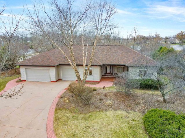 711 Lucas Lane, Jefferson, WI 53549