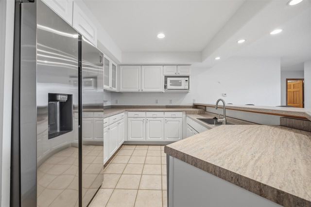 711 Lucas Lane, Jefferson, WI 53549