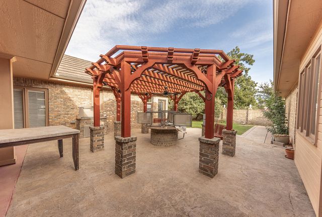 6604 3rd Street, Lubbock, TX 79416