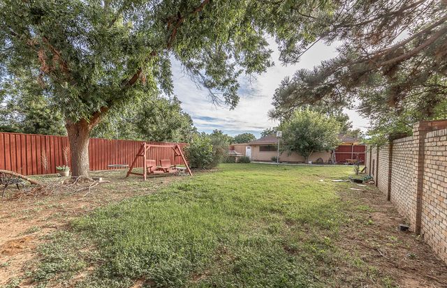 6604 3rd Street, Lubbock, TX 79416
