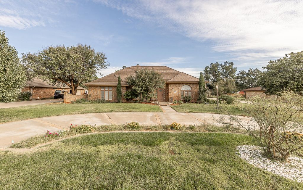 6604 3rd Street, Lubbock, TX 79416