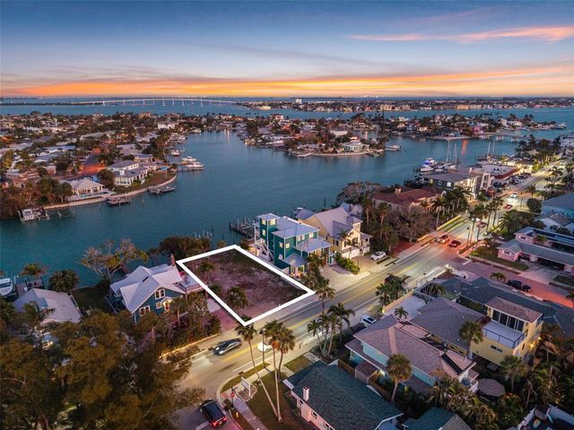 2505 PASS A GRILLE WAY, St Pete Beach, FL 33706