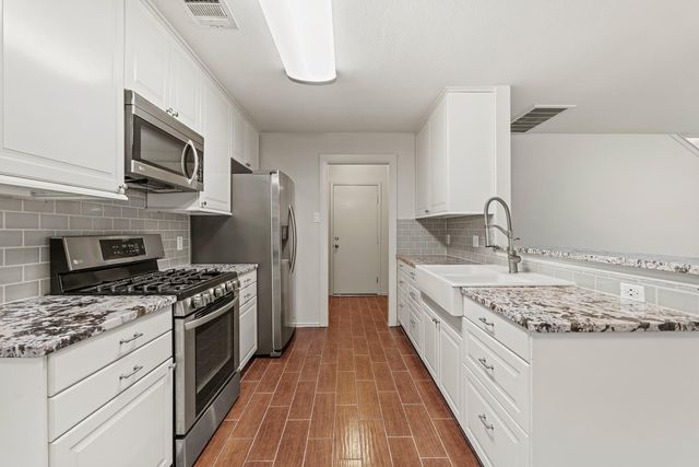 400 W Tudor House RD, Pflugerville, TX 78660