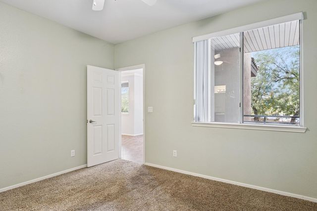 7009 E Acoma Drive 2105, Scottsdale, AZ 85254