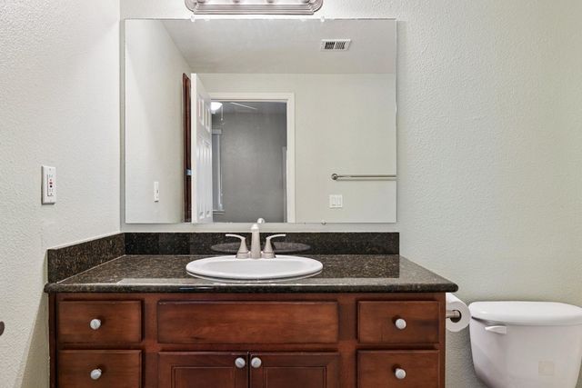 7009 E Acoma Drive 2105, Scottsdale, AZ 85254