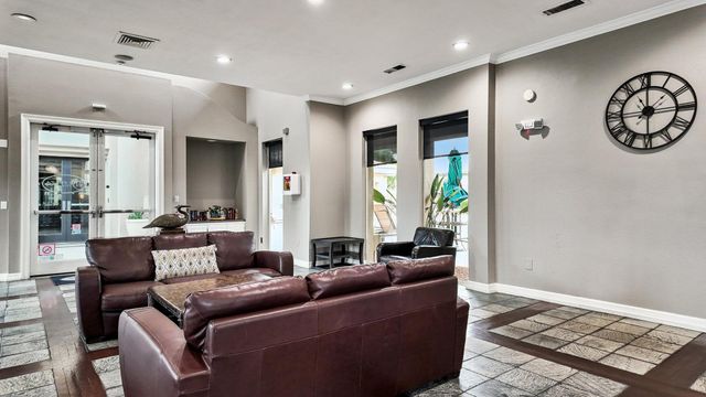 7009 E Acoma Drive 2105, Scottsdale, AZ 85254