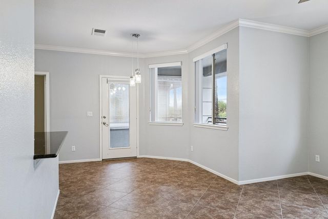 7009 E Acoma Drive 2105, Scottsdale, AZ 85254