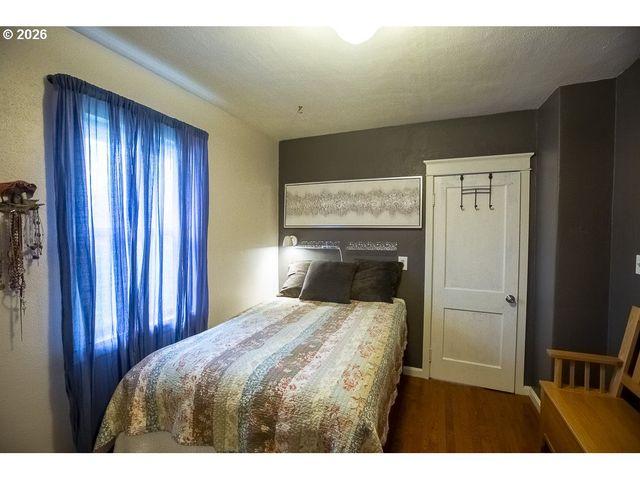 204 CROOK Ave, La Grande, OR 97850