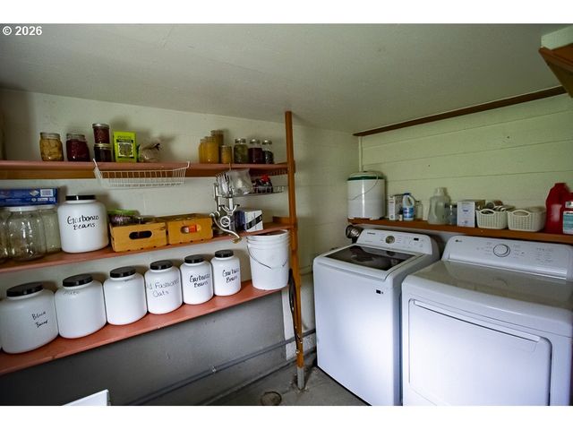 204 CROOK Ave, La Grande, OR 97850