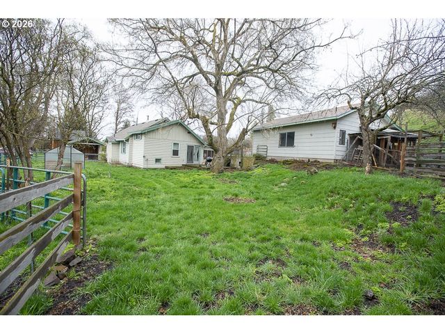 204 CROOK Ave, La Grande, OR 97850