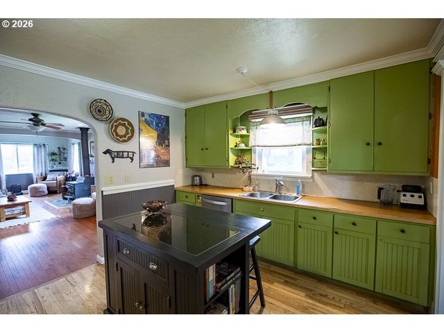 204 CROOK Ave, La Grande, OR 97850