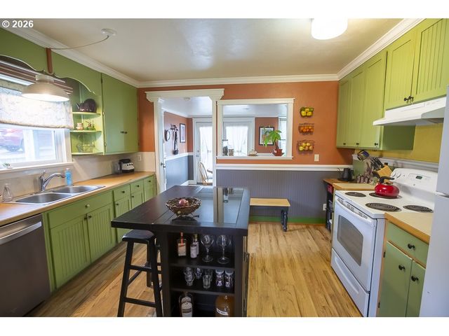 204 CROOK Ave, La Grande, OR 97850