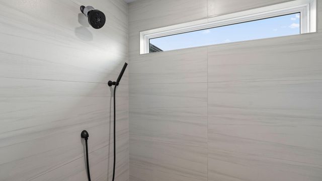 4409 ROYAL COUNTY RD, Columbia, MO 65201