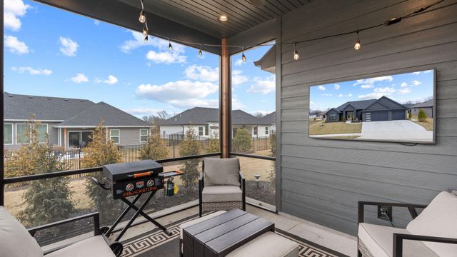 4409 ROYAL COUNTY RD, Columbia, MO 65201