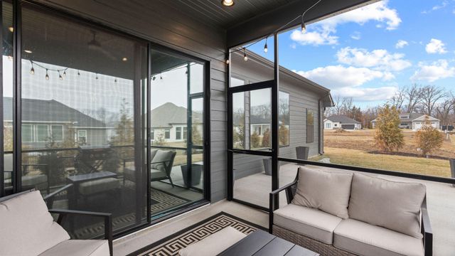 4409 ROYAL COUNTY RD, Columbia, MO 65201