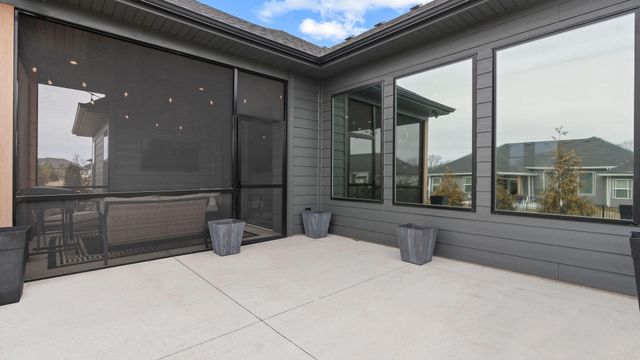 4409 ROYAL COUNTY RD, Columbia, MO 65201