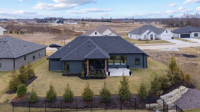 4409 ROYAL COUNTY RD, Columbia, MO 65201