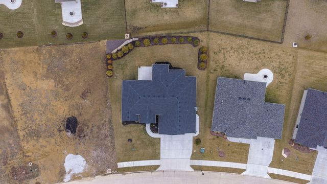 4409 ROYAL COUNTY RD, Columbia, MO 65201