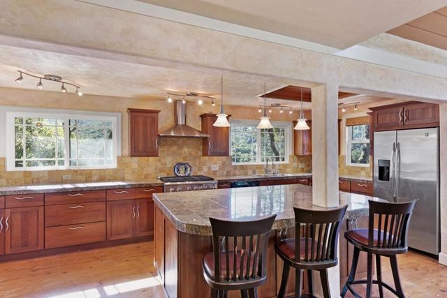 38025 Poppy Tree Lane, Carmel Valley, CA 93924