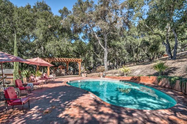 38025 Poppy Tree Lane, Carmel Valley, CA 93924