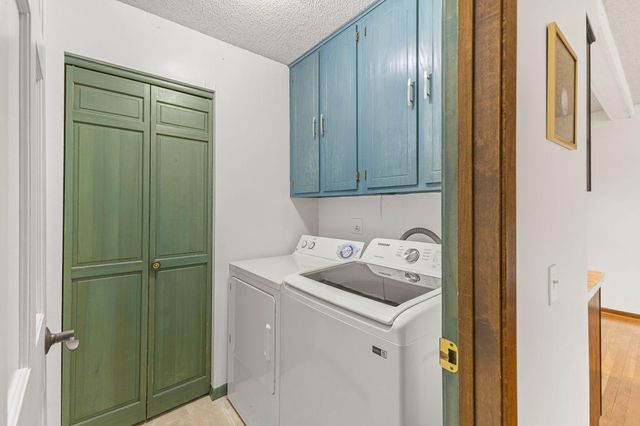 2755 Olive Lane N, Plymouth, MN 55447