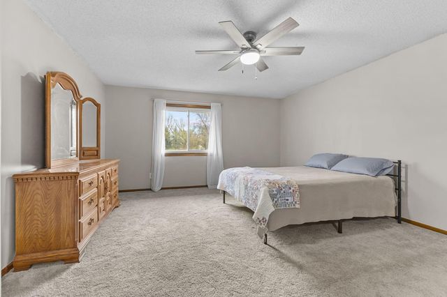 2755 Olive Lane N, Plymouth, MN 55447