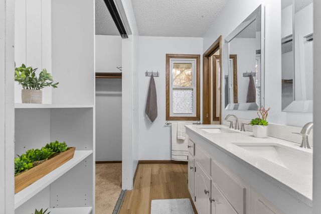 2755 Olive Lane N, Plymouth, MN 55447