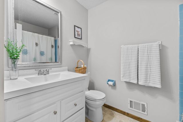 2755 Olive Lane N, Plymouth, MN 55447