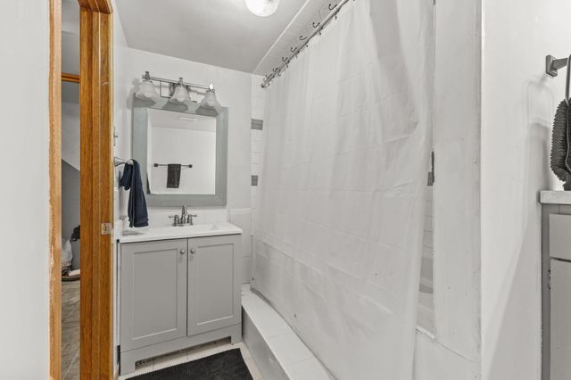 2755 Olive Lane N, Plymouth, MN 55447