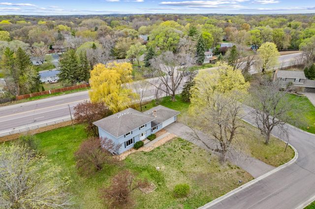 2755 Olive Lane N, Plymouth, MN 55447