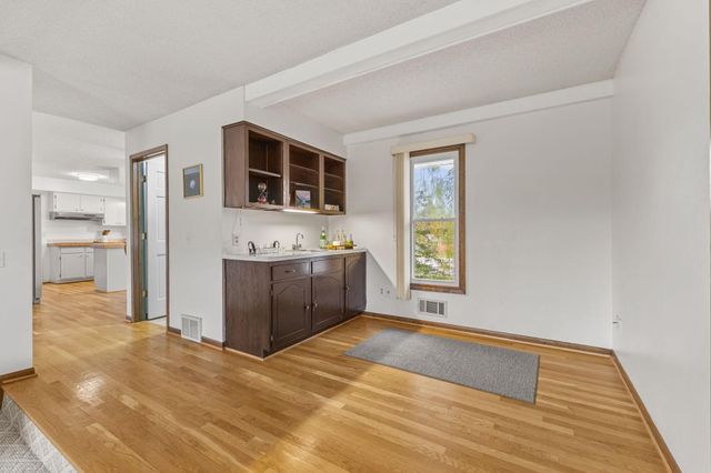 2755 Olive Lane N, Plymouth, MN 55447