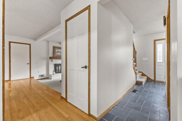 2755 Olive Lane N, Plymouth, MN 55447