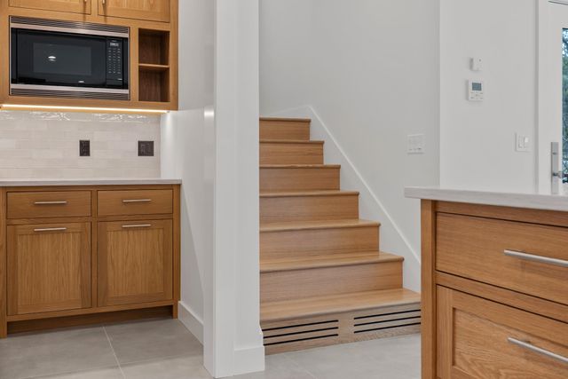 33 Etna Road, Hanover, NH 03755