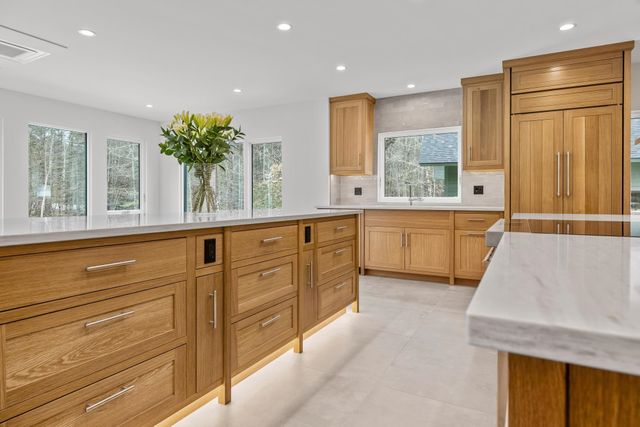 33 Etna Road, Hanover, NH 03755