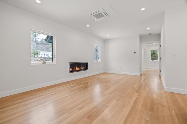 33 Etna Road, Hanover, NH 03755