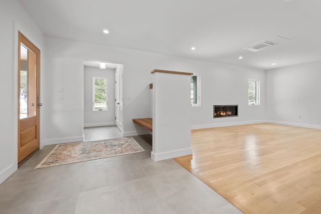 33 Etna Road, Hanover, NH 03755