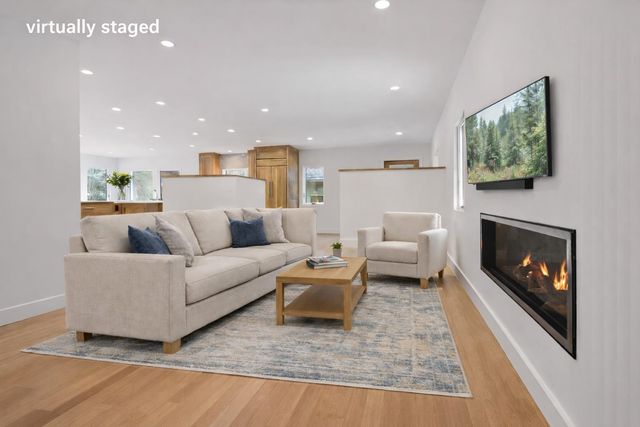 33 Etna Road, Hanover, NH 03755