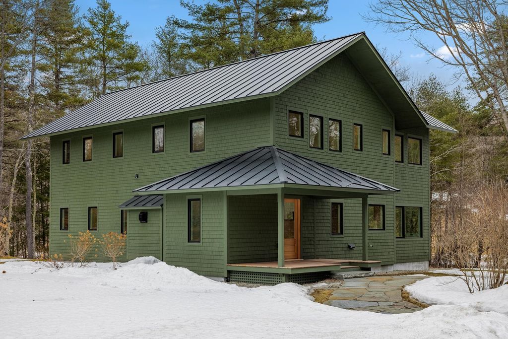 33 Etna Road, Hanover, NH 03755
