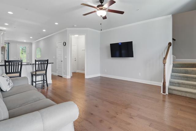 2572 Wellesley Square Dr, Thompsons Station, TN 37179