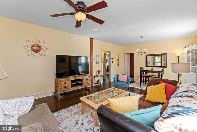 209 W PROSPECT AVE, North Wales, PA 19454