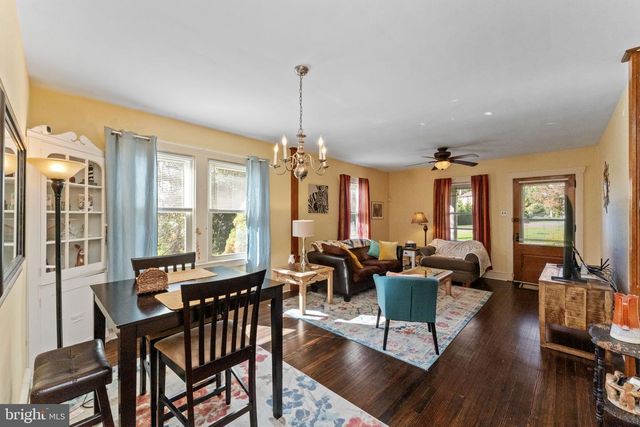 209 W PROSPECT AVE, North Wales, PA 19454