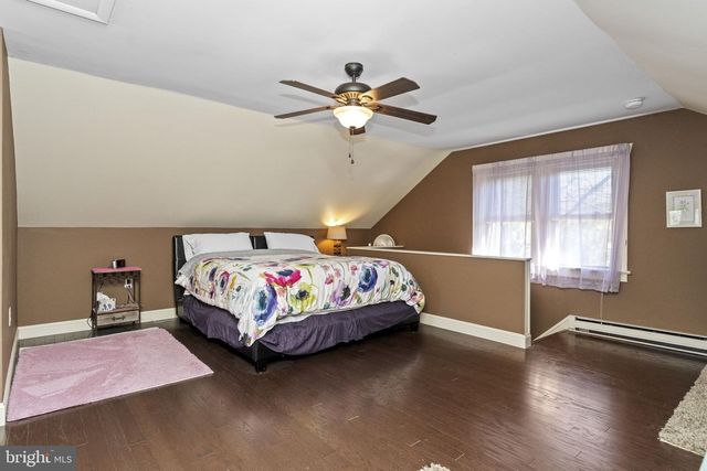 209 W PROSPECT AVE, North Wales, PA 19454