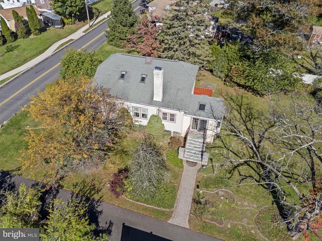 209 W PROSPECT AVE, North Wales, PA 19454