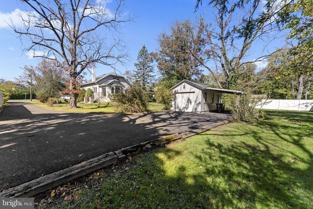 209 W PROSPECT AVE, North Wales, PA 19454