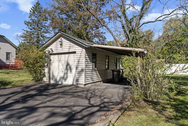 209 W PROSPECT AVE, North Wales, PA 19454