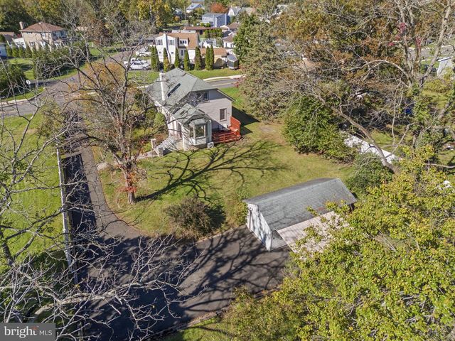209 W PROSPECT AVE, North Wales, PA 19454