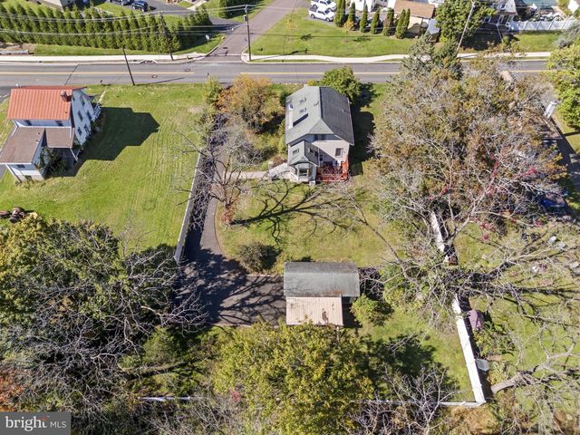 209 W PROSPECT AVE, North Wales, PA 19454