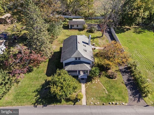 209 W PROSPECT AVE, North Wales, PA 19454