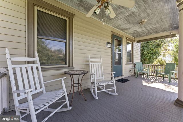 209 W PROSPECT AVE, North Wales, PA 19454