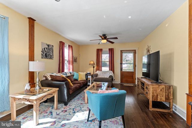 209 W PROSPECT AVE, North Wales, PA 19454